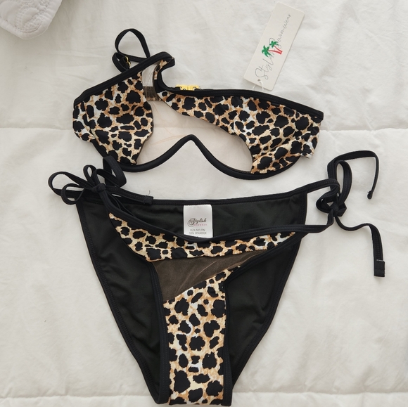 Two-piece bikini Size S - Picture 16 of 16